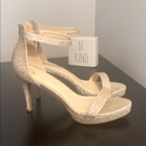 Champagne sparkle Windsor heels